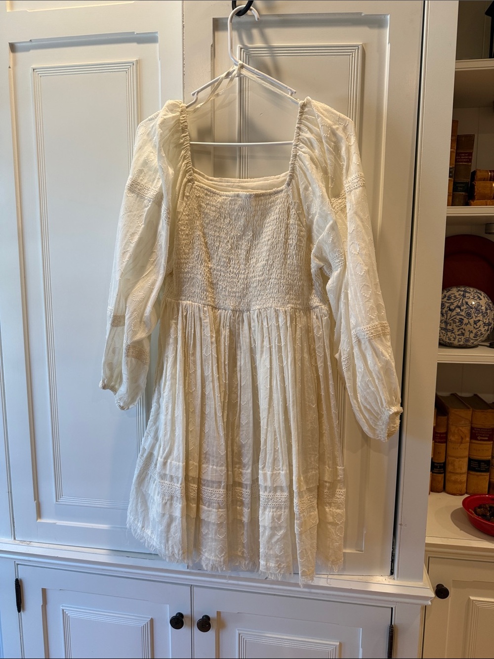Ivory Lace-Detail Peasant Tunic Top - Women's - Picture 2 of 3